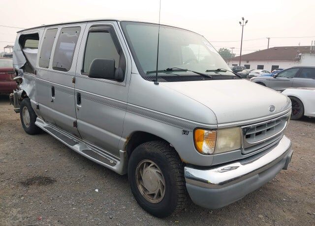 2001 FORD E-150