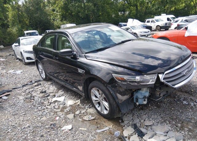 2016 FORD Taurus