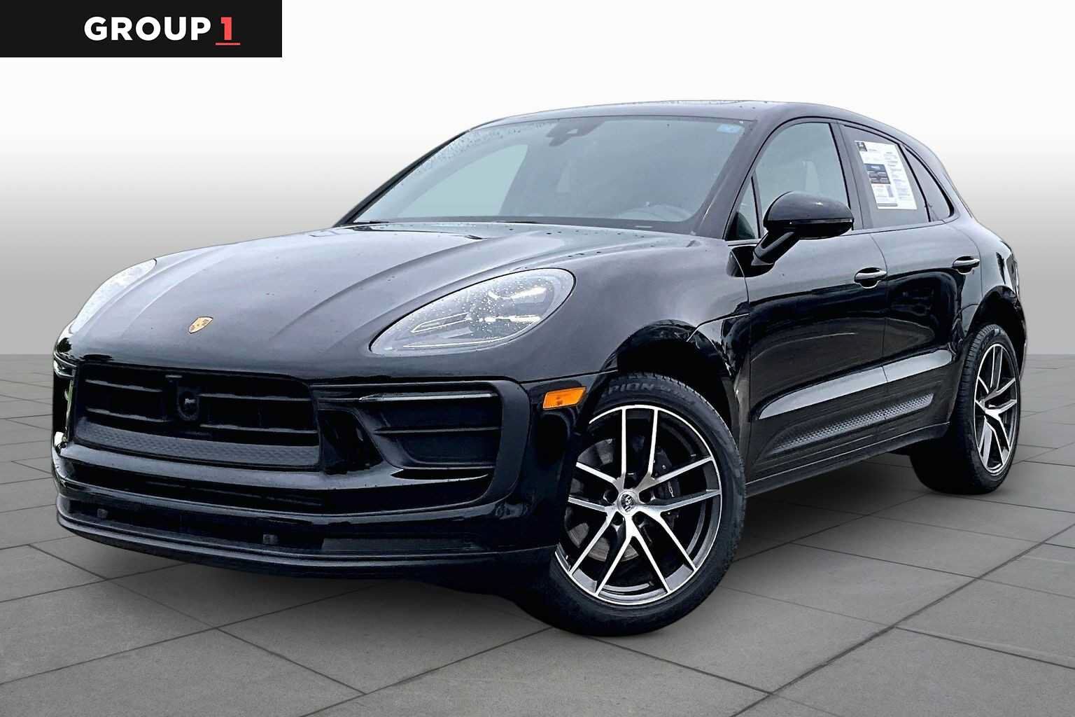 2024 PORSCHE Macan