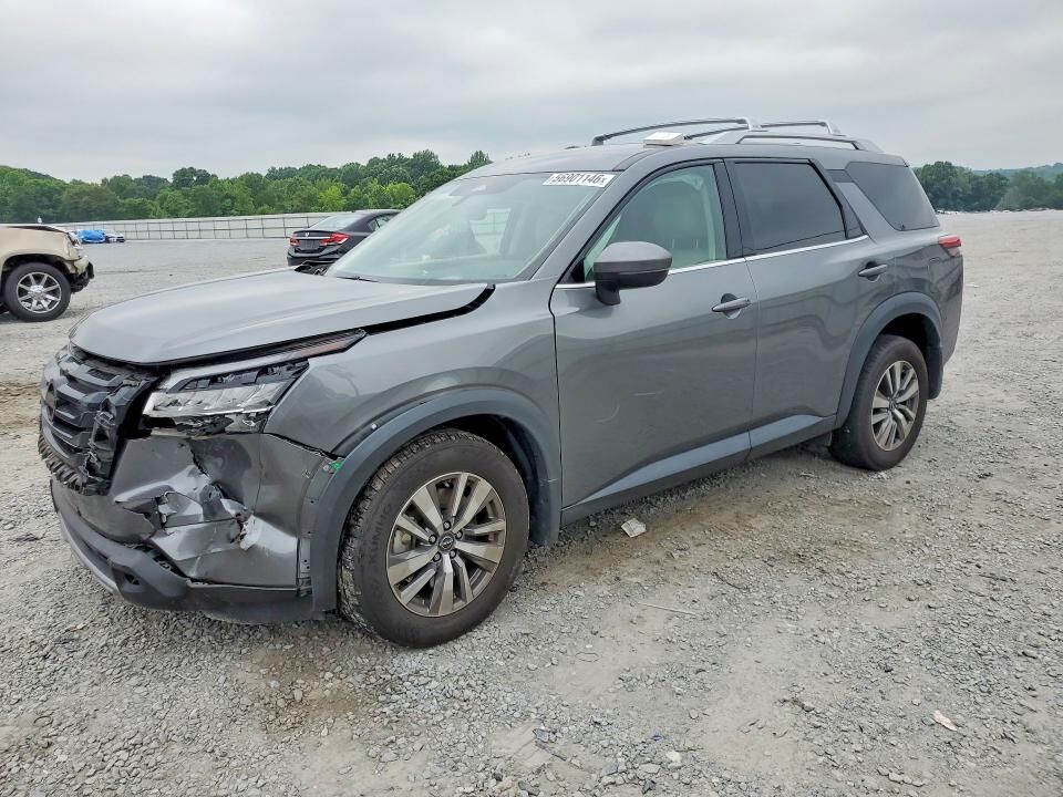 2022 NISSAN Pathfinder
