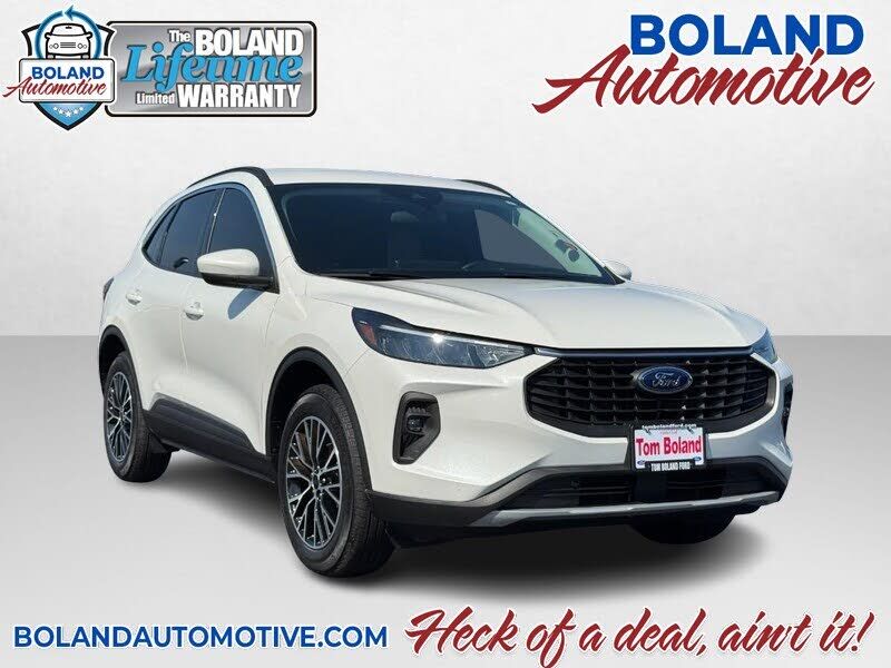 2024 FORD Escape