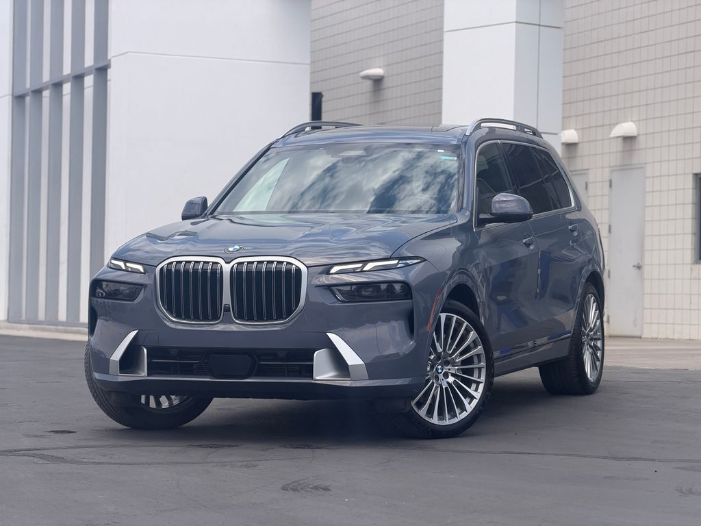 2024 BMW X7