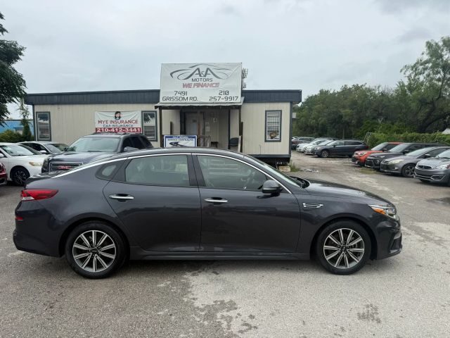 2019 KIA Optima