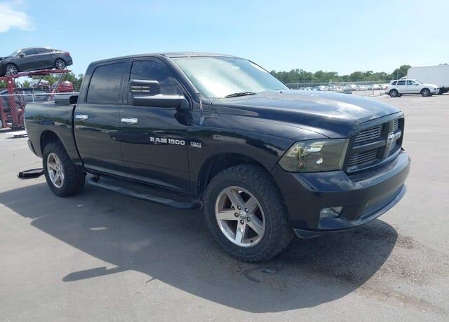 2012 DODGE Ram