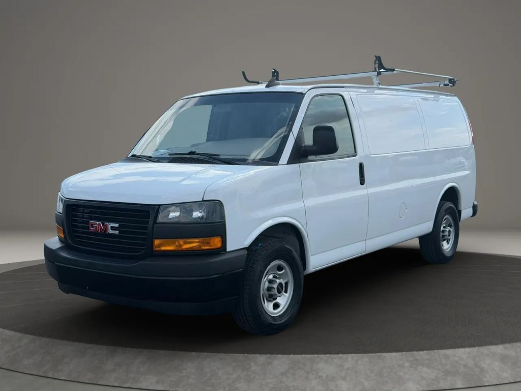 2022 GMC Savana