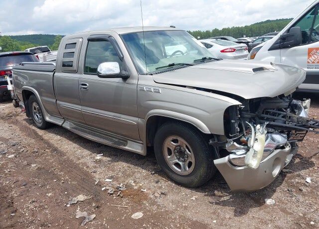 2003 GMC Sierra
