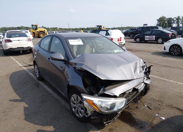 2017 HYUNDAI Accent