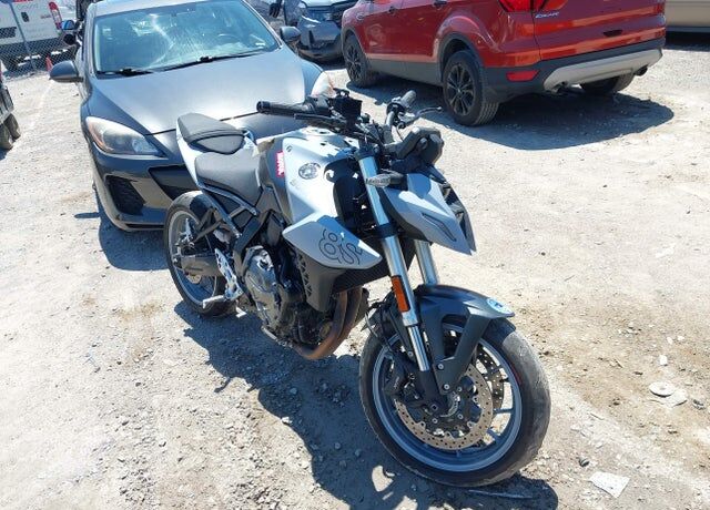 2024 SUZUKI GSX-8S