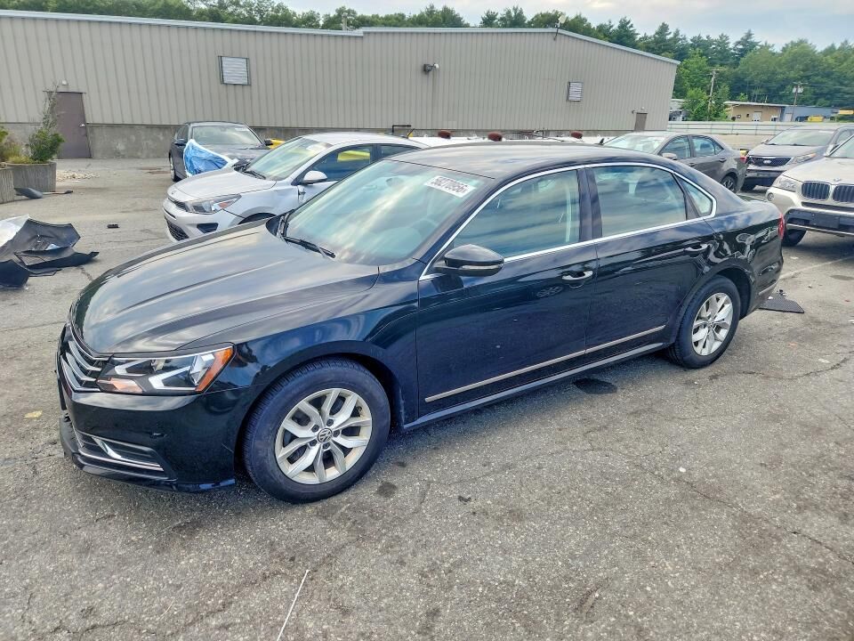 2016 VOLKSWAGEN Passat
