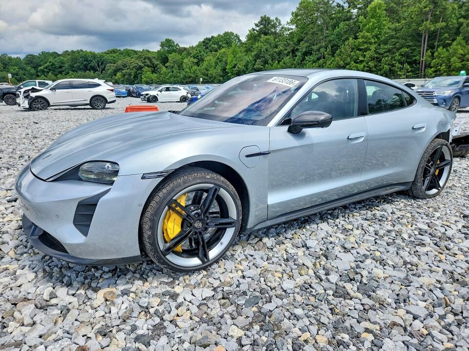 2020 PORSCHE Taycan