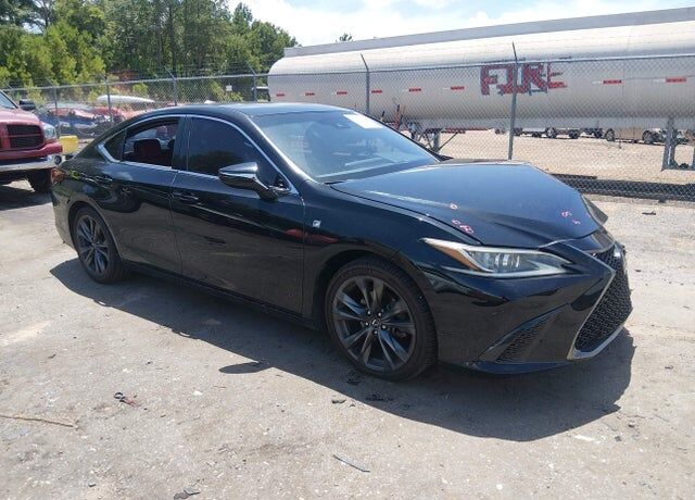 2019 LEXUS ES
