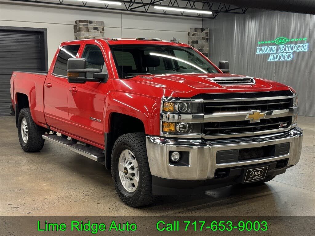 2018 CHEVROLET Silverado