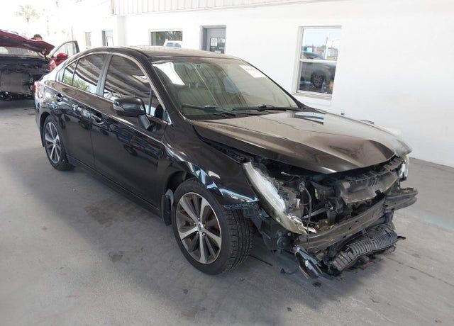 2015 SUBARU Legacy