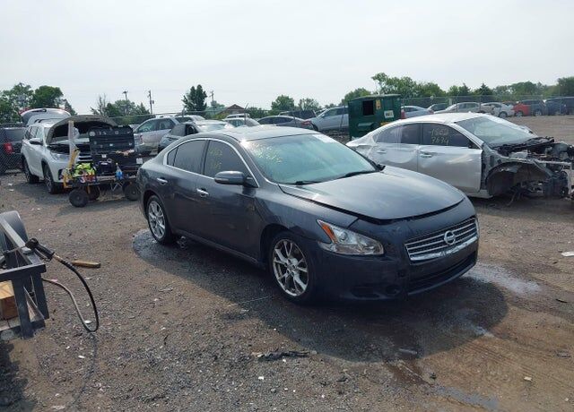 2013 NISSAN Maxima