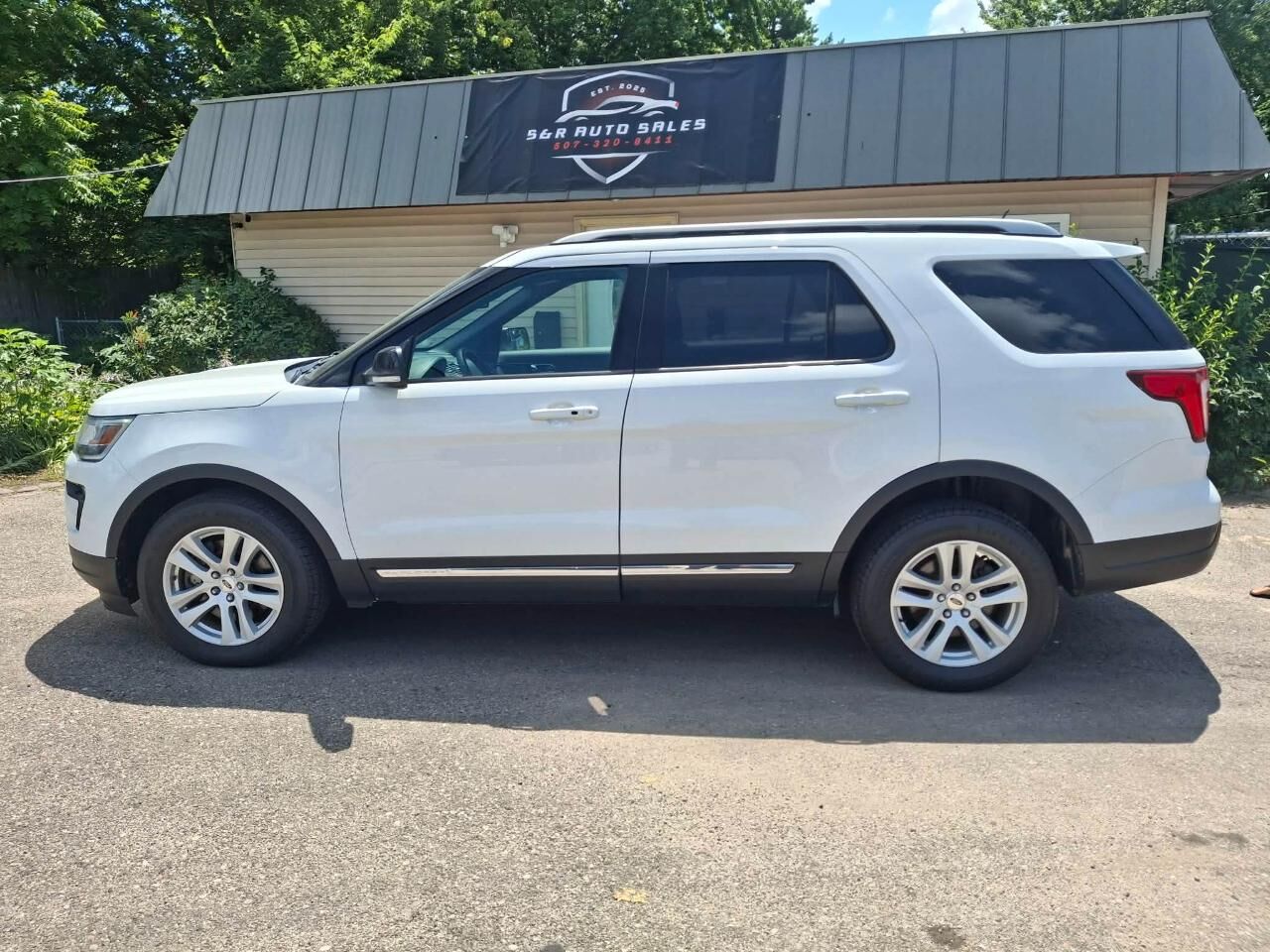 2018 FORD Explorer