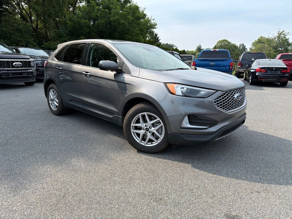 2024 FORD Edge
