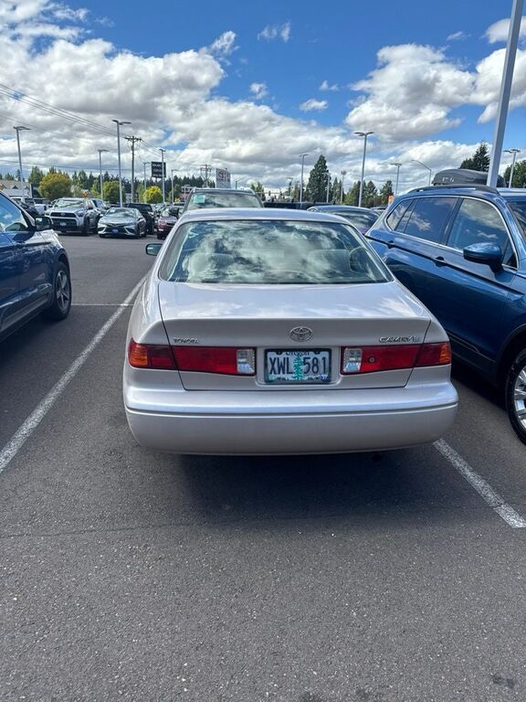 2001 TOYOTA Camry