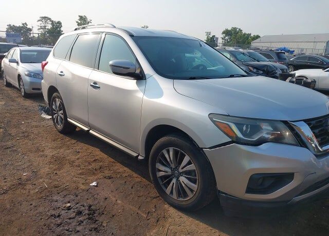 2019 NISSAN Pathfinder