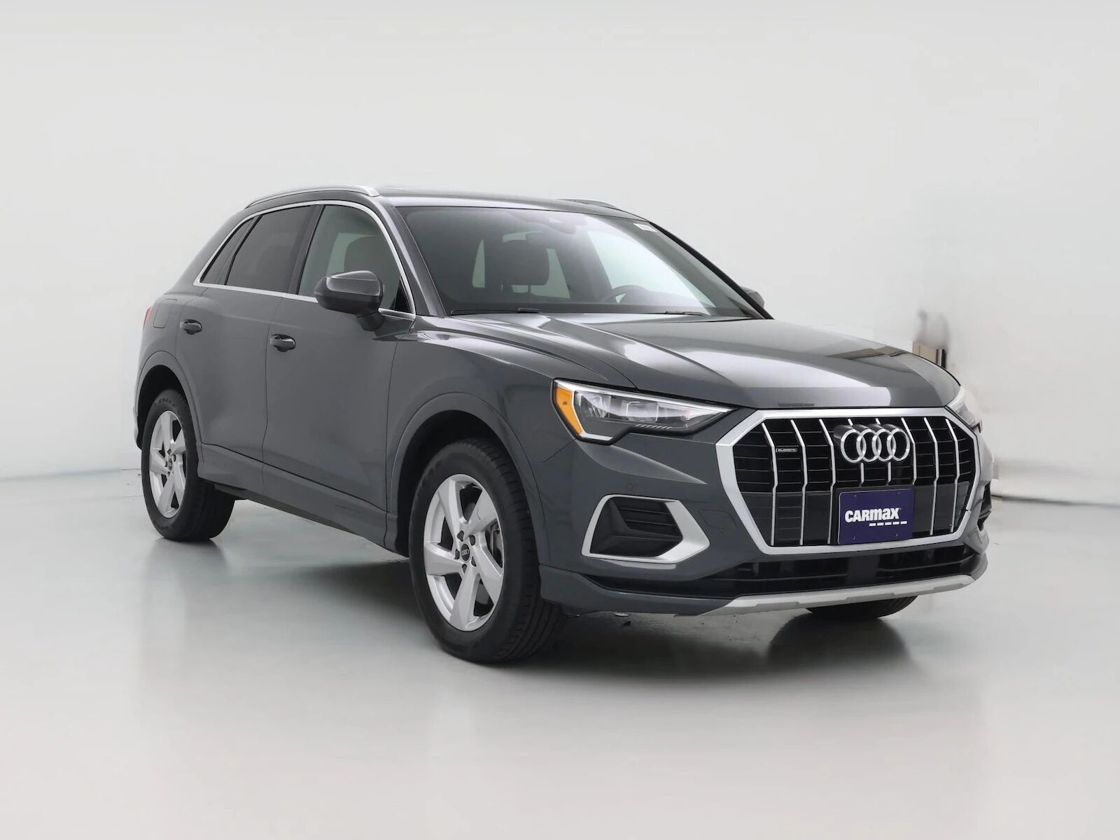 2022 AUDI Q3
