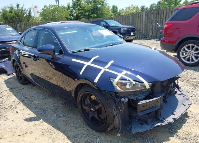 2017 LEXUS IS