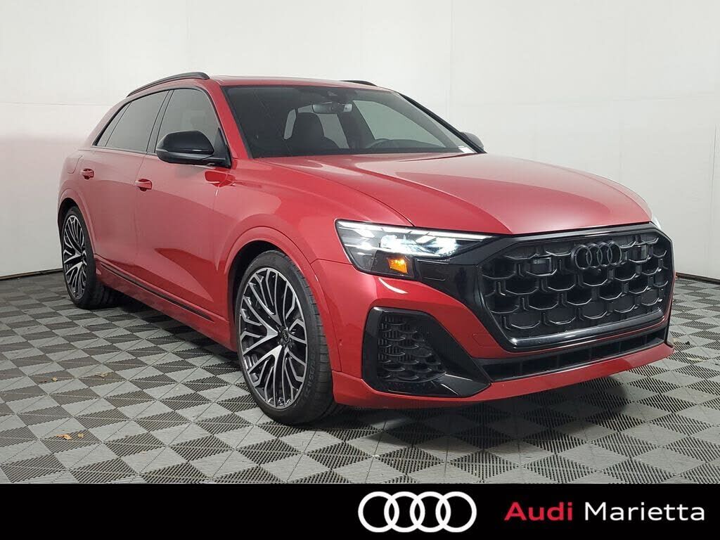 2024 AUDI SQ8