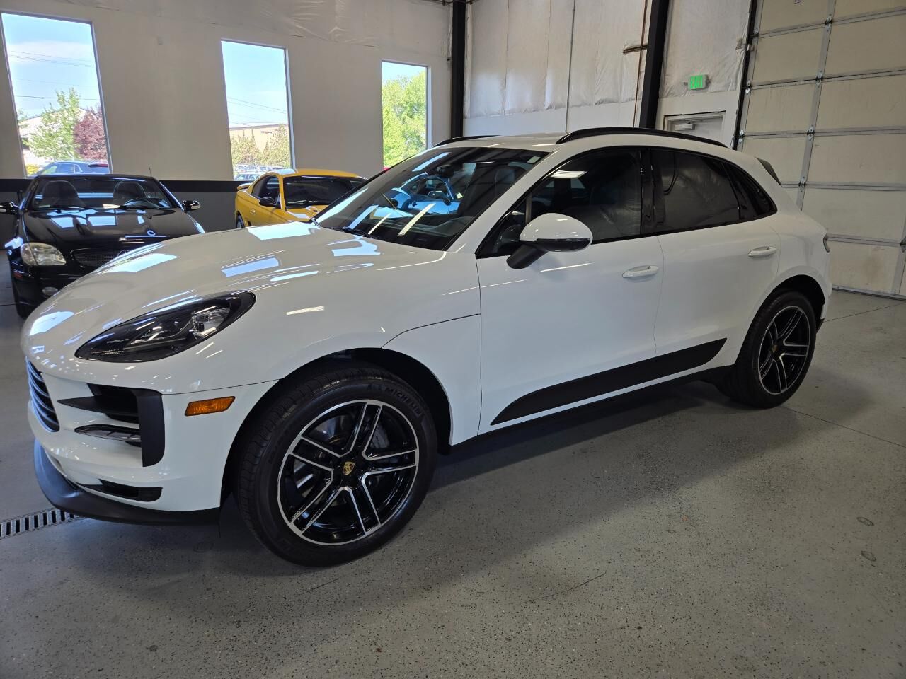 2021 PORSCHE Macan