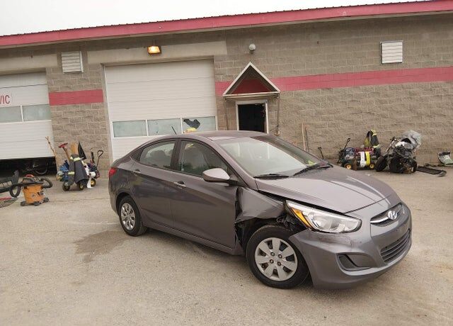 2016 HYUNDAI Accent