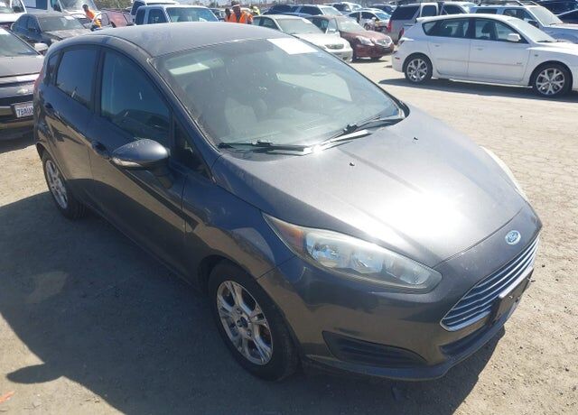 2015 FORD Fiesta