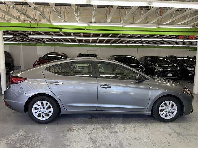 2019 HYUNDAI Elantra
