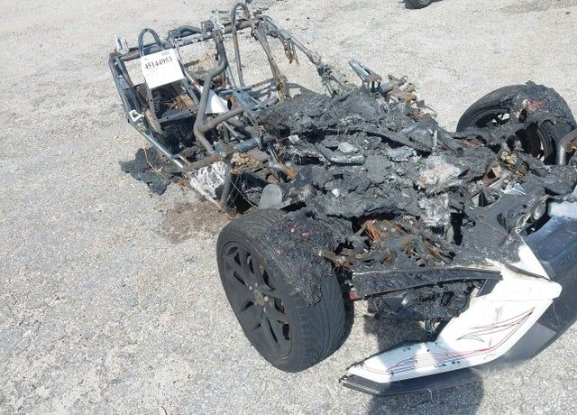 2016 SLINGSHOT Slingshot SL