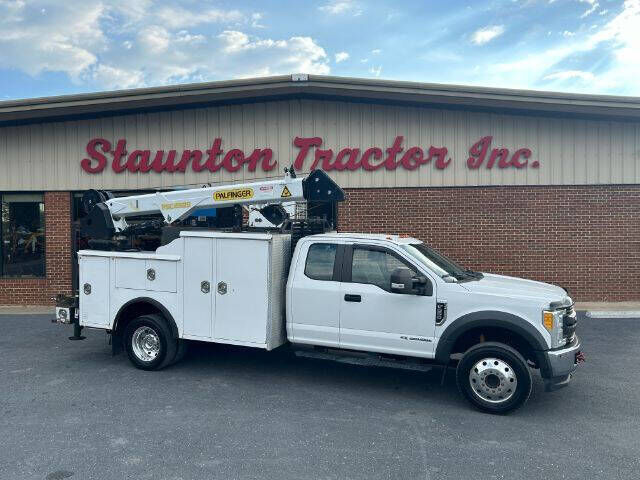 2017 FORD F-550