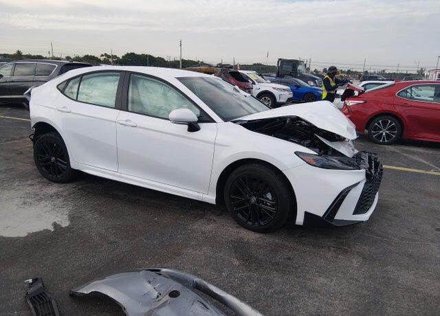 2026 TOYOTA Camry