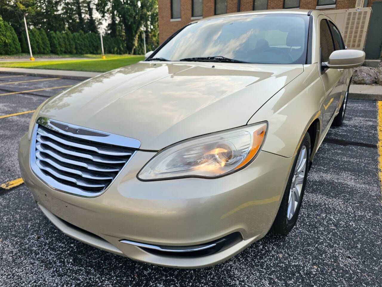 2011 CHRYSLER 200