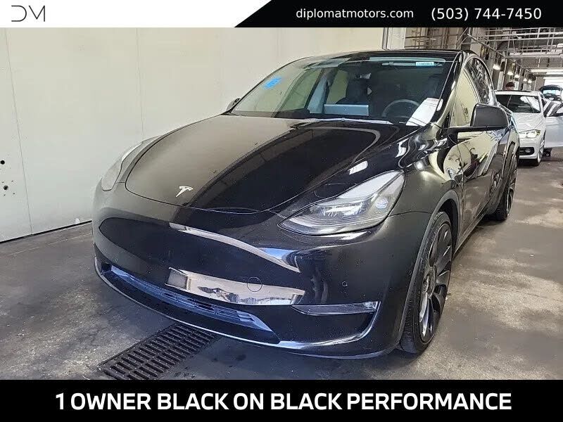 2022 TESLA Model Y