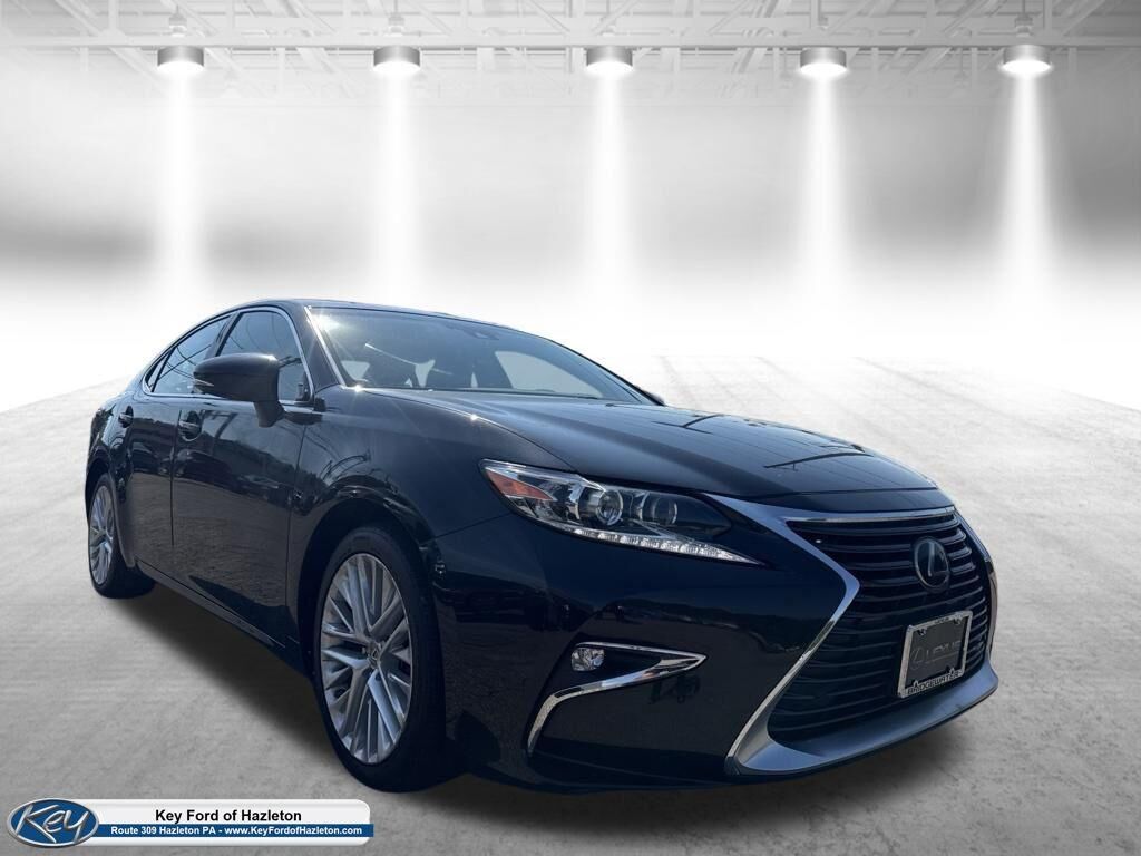 2016 LEXUS ES
