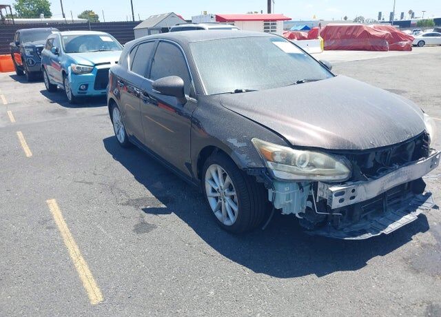 2011 LEXUS CT