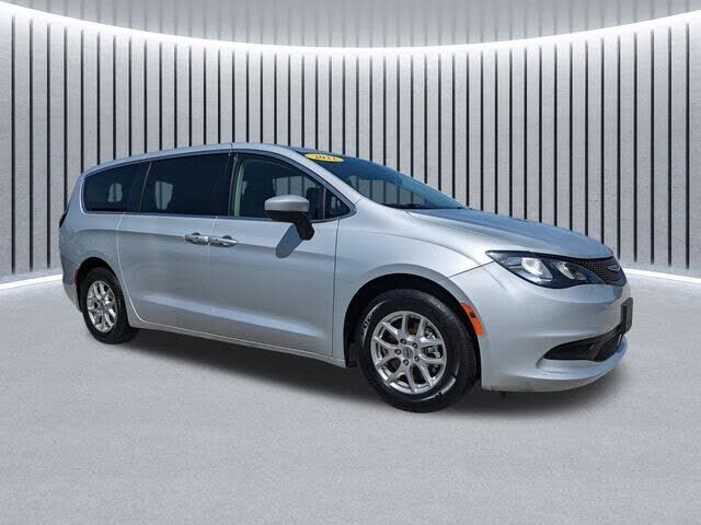 2022 CHRYSLER Pacifica