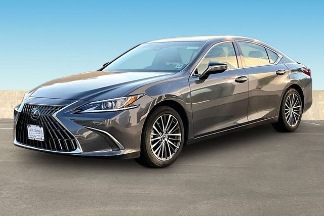 2023 LEXUS ES