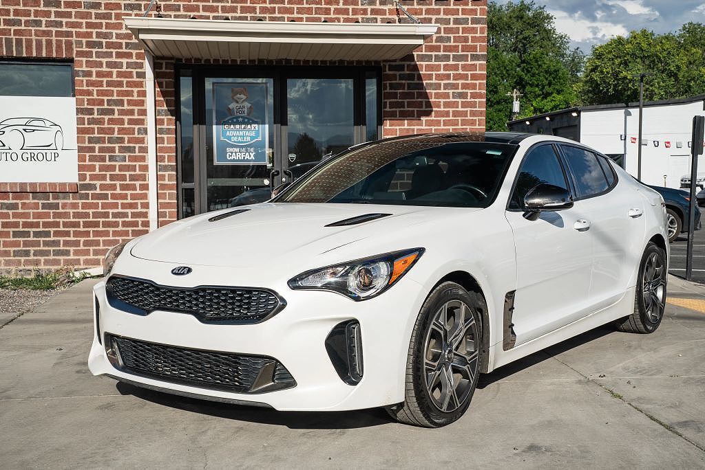 2021 KIA Stinger