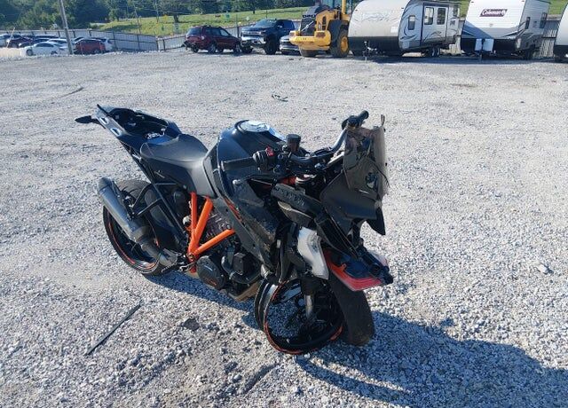 2020 KTM Super Duke GT