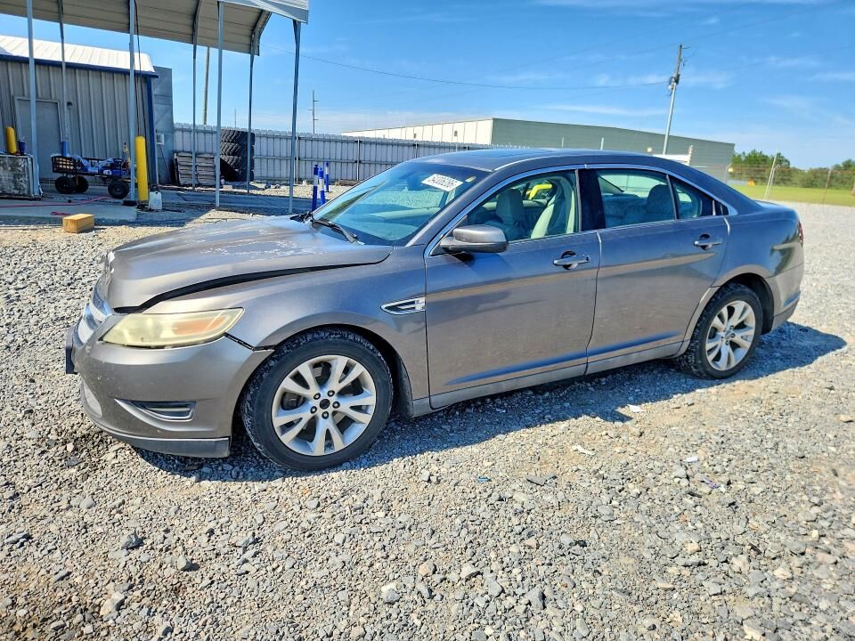2011 FORD Taurus