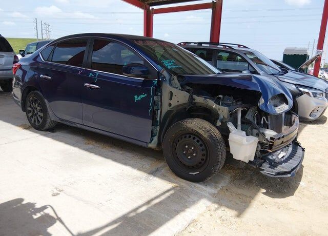 2016 NISSAN Sentra