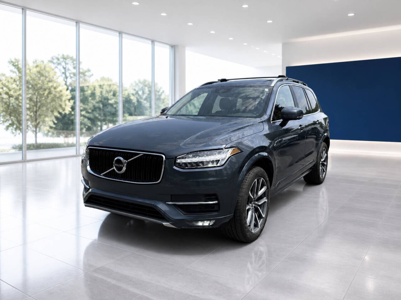 2019 VOLVO XC90