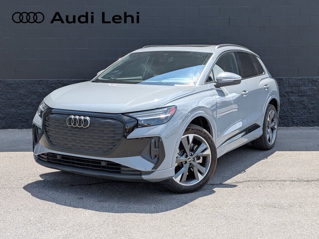 2023 AUDI Q4