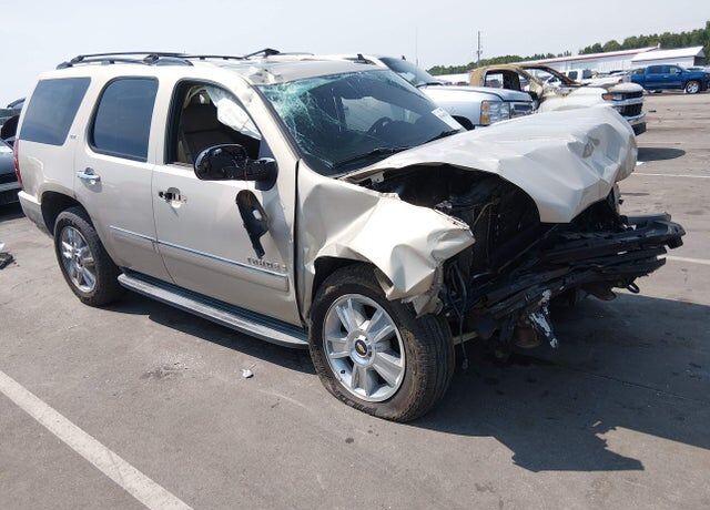 2009 CHEVROLET Tahoe