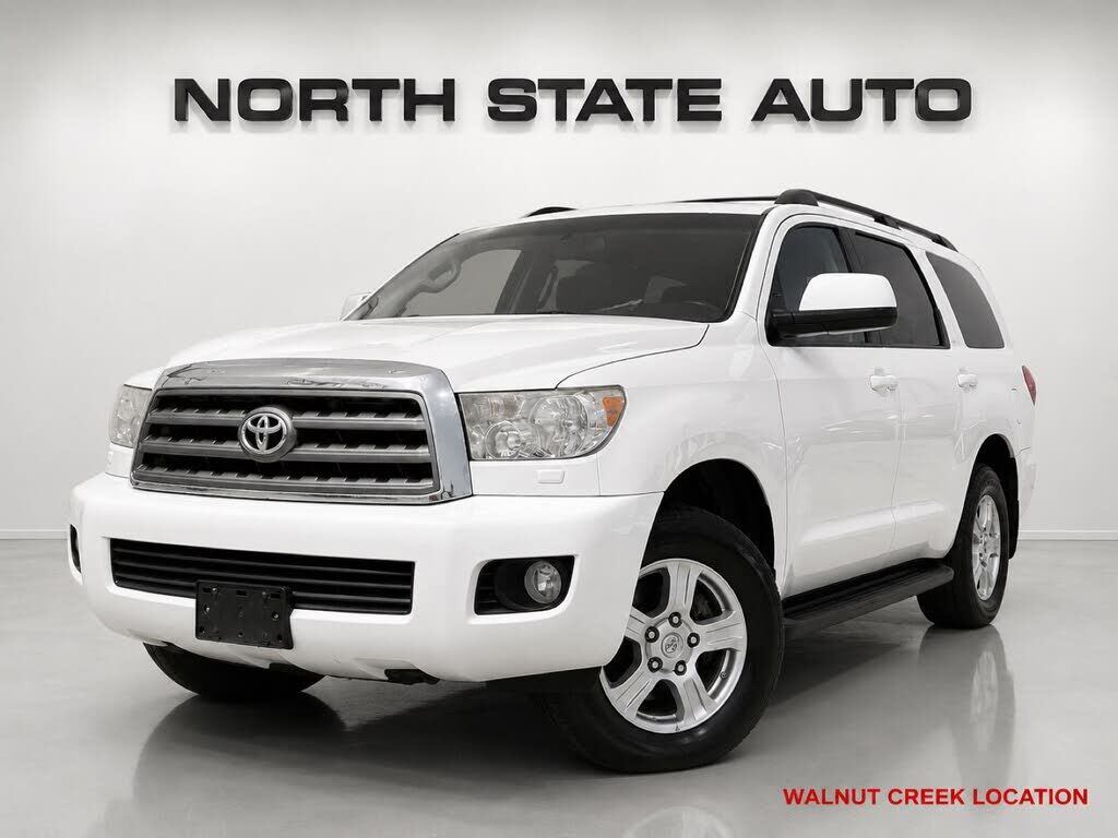 2015 TOYOTA Sequoia