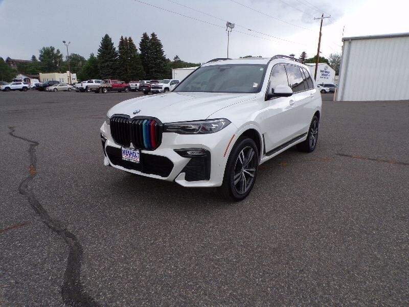 2021 BMW X7