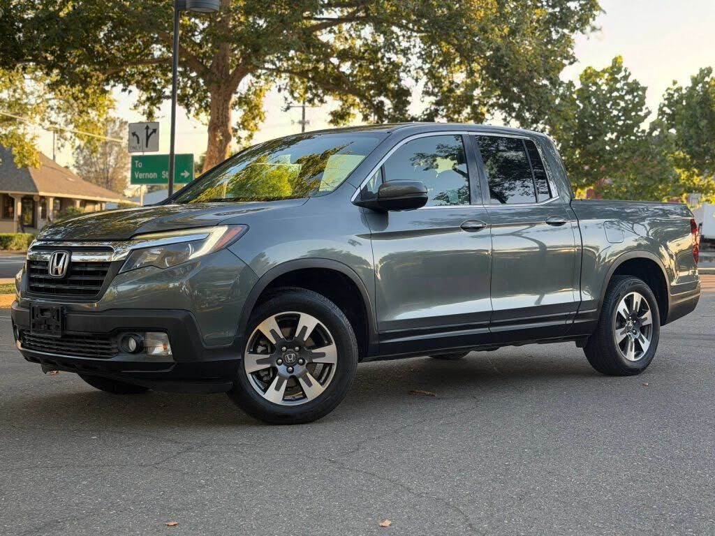 2017 HONDA Ridgeline