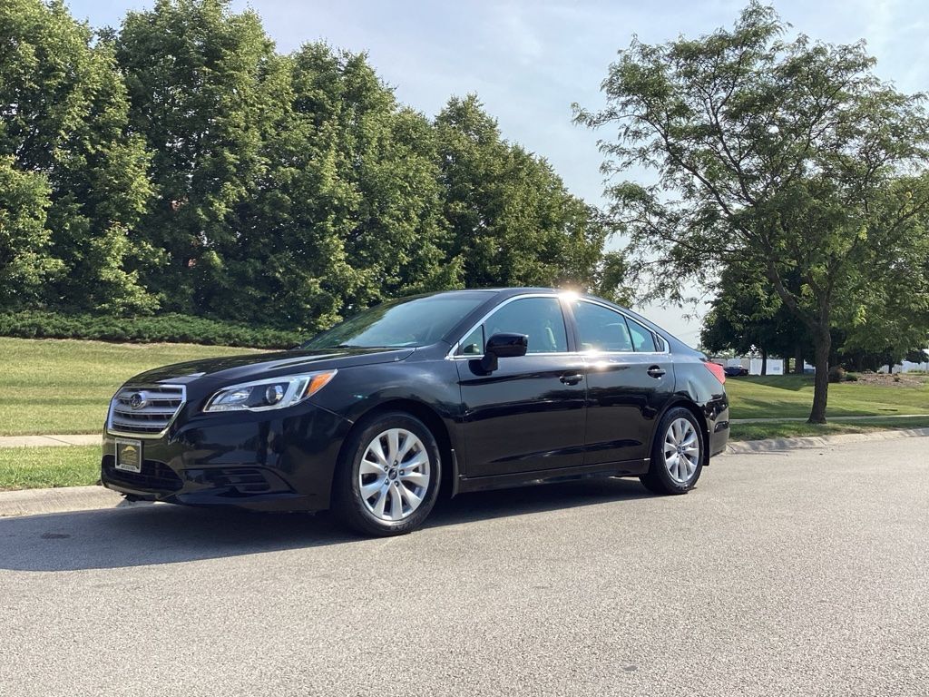 2017 SUBARU Legacy