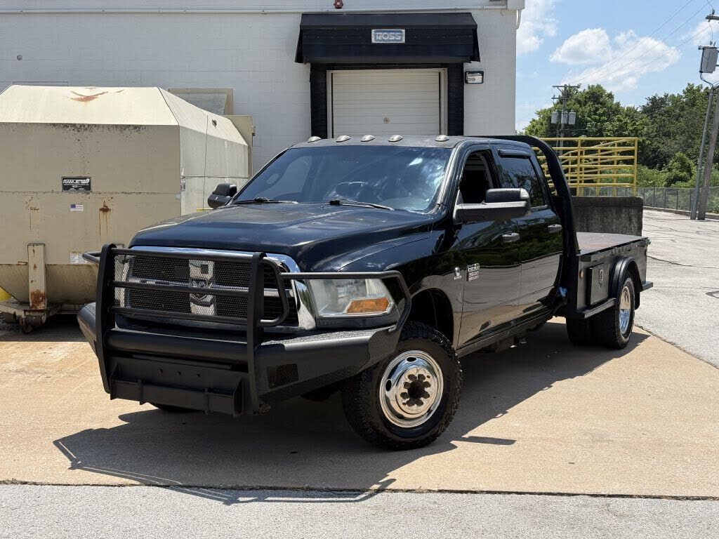 2011 DODGE Ram